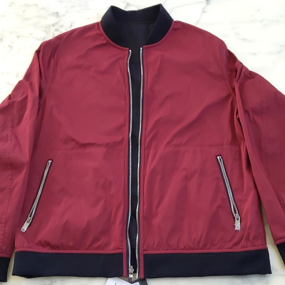 NWT. Men's Reversible Lightweight Jacket with pockets on both sides. - Picture 5 of 6